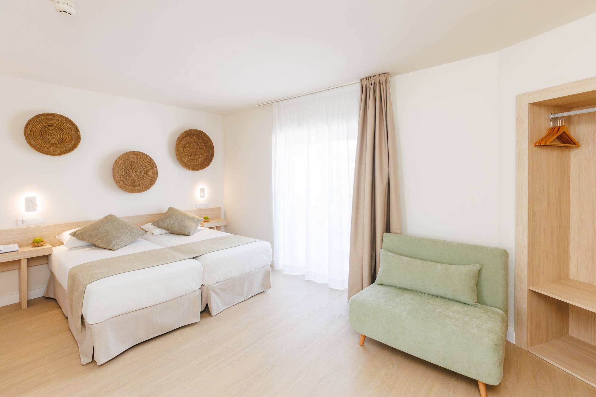 Dreibettzimmer